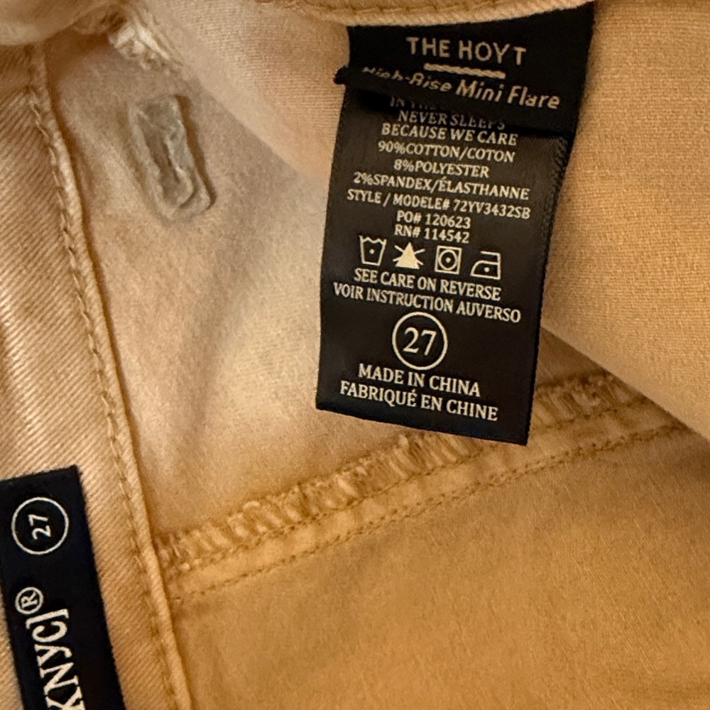 Blank NYC high rise mini flare Beige Utility Cargo Pants size 27 new with tags - Picture 3 of 9